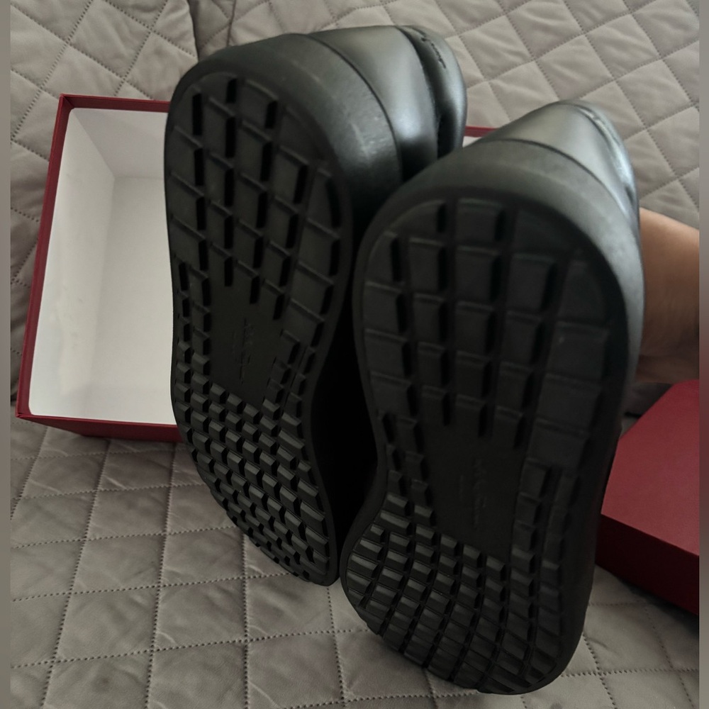 Salvatore Ferragamo Black Men's Sneakers - Picture 3 of 13
